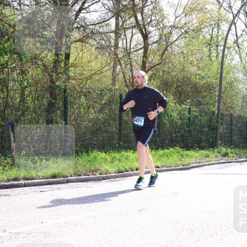 12.04.2026 - 45. Internationalen Wilhelmsburger Insellauf Yannick Fuchs http://msf.ph/oto/9499814 12.04.2026 11:08:04 Laufen 5471 meine-sportfotos.de