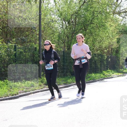 12.04.2026 - 45. Internationalen Wilhelmsburger Insellauf Yannick Fuchs http://msf.ph/oto/9499844 12.04.2026 11:08:09 Laufen 2929, 57, 05 meine-sportfotos.de