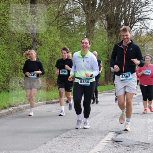 12.04.2026 - 45. Internationalen Wilhelmsburger Insellauf Yannick Fuchs http://msf.ph/oto/9499889 12.04.2026 13:16:02 Laufen 2494, 5745, 5834, 4462, 339 meine-sportfotos.de