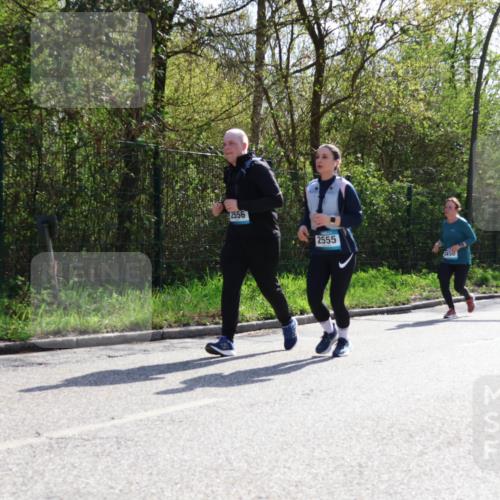 12.04.2026 - 45. Internationalen Wilhelmsburger Insellauf Yannick Fuchs http://msf.ph/oto/9499893 12.04.2026 11:08:19 Laufen 2556, 2555, 2450, 1273 meine-sportfotos.de