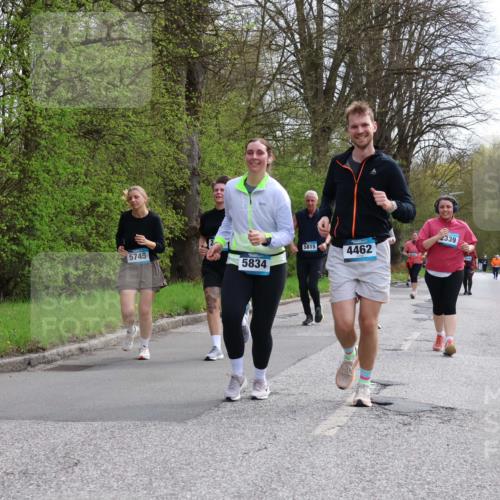 12.04.2026 - 45. Internationalen Wilhelmsburger Insellauf Yannick Fuchs http://msf.ph/oto/9499900 12.04.2026 13:16:03 Laufen 5745, 5834, 5815, 4462, 2339 meine-sportfotos.de