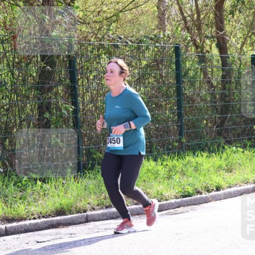 12.04.2026 - 45. Internationalen Wilhelmsburger Insellauf Yannick Fuchs http://msf.ph/oto/9499907 12.04.2026 11:08:21 Laufen 2450 meine-sportfotos.de