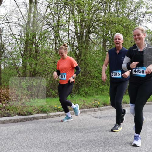 12.04.2026 - 45. Internationalen Wilhelmsburger Insellauf Yannick Fuchs http://msf.ph/oto/9499951 12.04.2026 13:16:08 Laufen 5815, 4463, 4456 meine-sportfotos.de