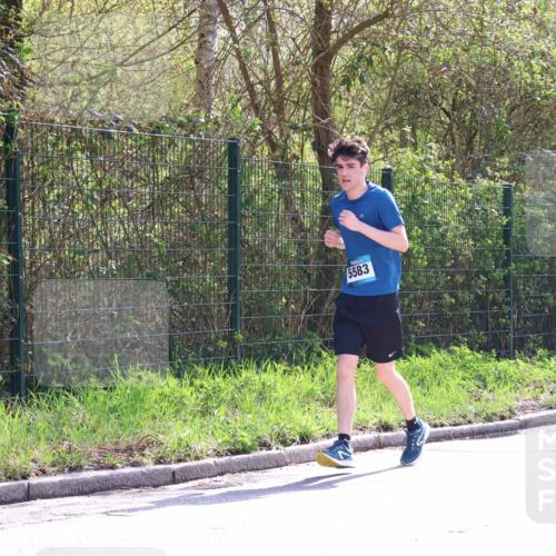 12.04.2026 - 45. Internationalen Wilhelmsburger Insellauf Yannick Fuchs http://msf.ph/oto/9499991 12.04.2026 11:08:39 Laufen 5583 meine-sportfotos.de