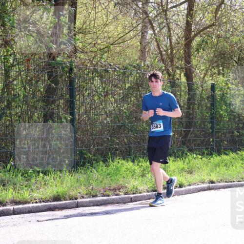 12.04.2026 - 45. Internationalen Wilhelmsburger Insellauf Yannick Fuchs http://msf.ph/oto/9499997 12.04.2026 11:08:39 Laufen 5583 meine-sportfotos.de