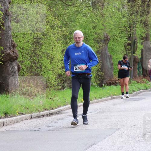 12.04.2026 - 45. Internationalen Wilhelmsburger Insellauf Yannick Fuchs http://msf.ph/oto/9500045 12.04.2026 13:16:22 Laufen 57, 2587, 2909 meine-sportfotos.de