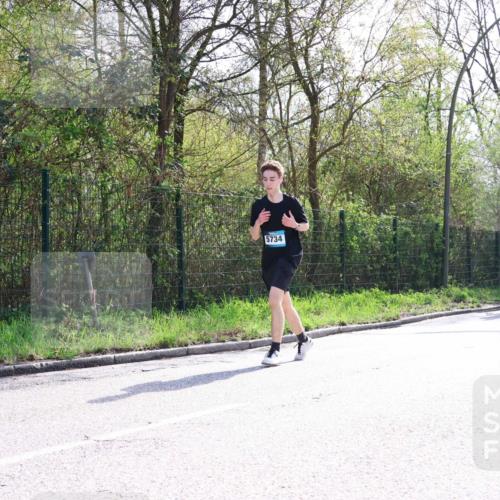 12.04.2026 - 45. Internationalen Wilhelmsburger Insellauf Yannick Fuchs http://msf.ph/oto/9500057 12.04.2026 11:09:26 Laufen 5734, 719 meine-sportfotos.de