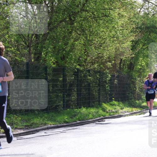 12.04.2026 - 45. Internationalen Wilhelmsburger Insellauf Yannick Fuchs http://msf.ph/oto/9500088 12.04.2026 11:09:33 Laufen 5558, 3659 meine-sportfotos.de