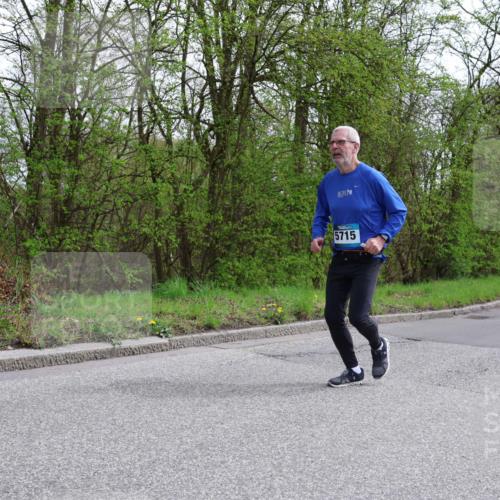 12.04.2026 - 45. Internationalen Wilhelmsburger Insellauf Yannick Fuchs http://msf.ph/oto/9500092 12.04.2026 13:16:26 Laufen 5715 meine-sportfotos.de