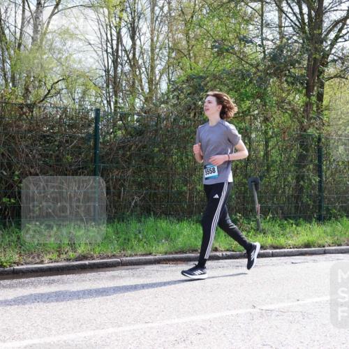 12.04.2026 - 45. Internationalen Wilhelmsburger Insellauf Yannick Fuchs http://msf.ph/oto/9500112 12.04.2026 11:09:37 Laufen 5558 meine-sportfotos.de