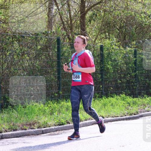 12.04.2026 - 45. Internationalen Wilhelmsburger Insellauf Yannick Fuchs http://msf.ph/oto/9500216 12.04.2026 11:10:22 Laufen 2388 meine-sportfotos.de