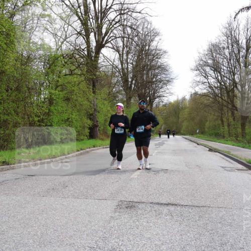 12.04.2026 - 45. Internationalen Wilhelmsburger Insellauf Yannick Fuchs http://msf.ph/oto/9500236 12.04.2026 13:16:50 Laufen 3835, 3836 meine-sportfotos.de
