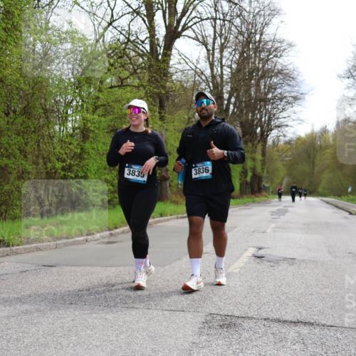 12.04.2026 - 45. Internationalen Wilhelmsburger Insellauf Yannick Fuchs http://msf.ph/oto/9500239 12.04.2026 13:16:51 Laufen 3835, 3836 meine-sportfotos.de