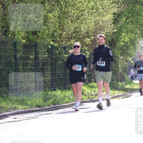 12.04.2026 - 45. Internationalen Wilhelmsburger Insellauf Yannick Fuchs http://msf.ph/oto/9500339 12.04.2026 11:10:55 Laufen 97, 3298, 352, 2237 meine-sportfotos.de