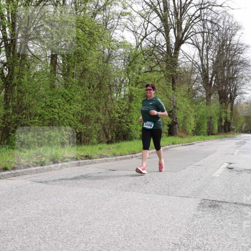 12.04.2026 - 45. Internationalen Wilhelmsburger Insellauf Yannick Fuchs http://msf.ph/oto/9500359 12.04.2026 13:17:25 Laufen 3409 meine-sportfotos.de