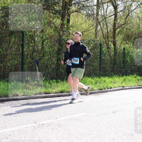 12.04.2026 - 45. Internationalen Wilhelmsburger Insellauf Yannick Fuchs http://msf.ph/oto/9500374 12.04.2026 11:11:01 Laufen 297, 3298 meine-sportfotos.de