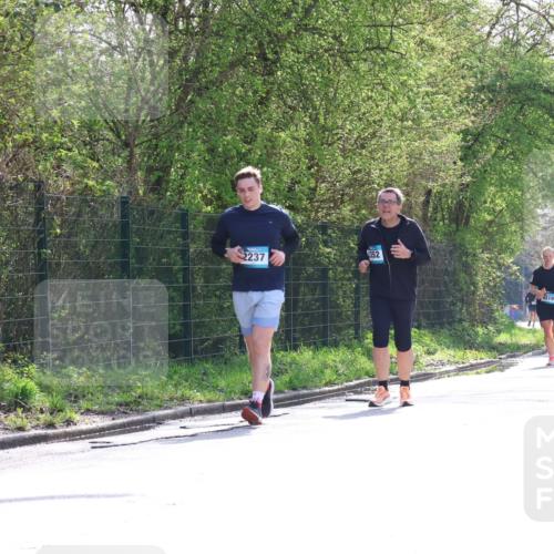 12.04.2026 - 45. Internationalen Wilhelmsburger Insellauf Yannick Fuchs http://msf.ph/oto/9500385 12.04.2026 11:11:03 Laufen 352, 2237, 4519 meine-sportfotos.de