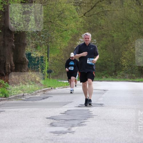 12.04.2026 - 45. Internationalen Wilhelmsburger Insellauf Yannick Fuchs http://msf.ph/oto/9500442 12.04.2026 13:18:04 Laufen 3282, 203 meine-sportfotos.de