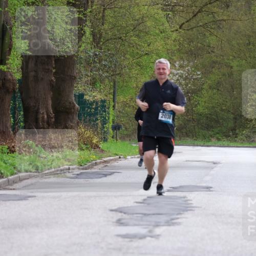 12.04.2026 - 45. Internationalen Wilhelmsburger Insellauf Yannick Fuchs http://msf.ph/oto/9500452 12.04.2026 13:18:05 Laufen 2038 meine-sportfotos.de