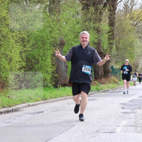 12.04.2026 - 45. Internationalen Wilhelmsburger Insellauf Yannick Fuchs http://msf.ph/oto/9500467 12.04.2026 13:18:13 Laufen 2038, 3282 meine-sportfotos.de