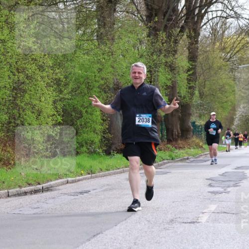 12.04.2026 - 45. Internationalen Wilhelmsburger Insellauf Yannick Fuchs http://msf.ph/oto/9500471 12.04.2026 13:18:13 Laufen 2038, 3282 meine-sportfotos.de