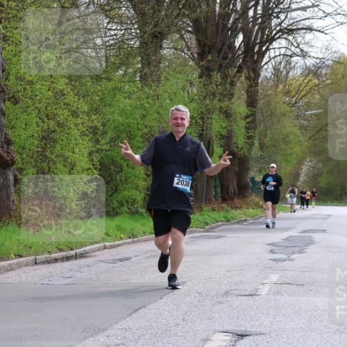 12.04.2026 - 45. Internationalen Wilhelmsburger Insellauf Yannick Fuchs http://msf.ph/oto/9500477 12.04.2026 13:18:13 Laufen 2038 meine-sportfotos.de