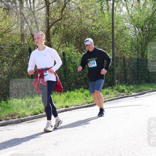 12.04.2026 - 45. Internationalen Wilhelmsburger Insellauf Yannick Fuchs http://msf.ph/oto/9500531 12.04.2026 11:11:31 Laufen 09, 2310 meine-sportfotos.de
