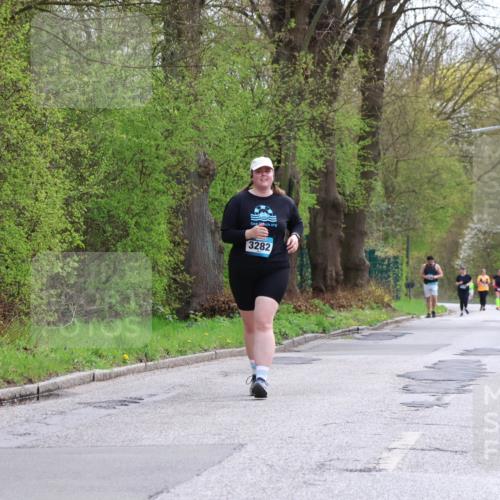 12.04.2026 - 45. Internationalen Wilhelmsburger Insellauf Yannick Fuchs http://msf.ph/oto/9500539 12.04.2026 13:18:22 Laufen 3282 meine-sportfotos.de