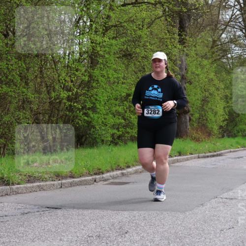 12.04.2026 - 45. Internationalen Wilhelmsburger Insellauf Yannick Fuchs http://msf.ph/oto/9500573 12.04.2026 13:18:26 Laufen 3282 meine-sportfotos.de