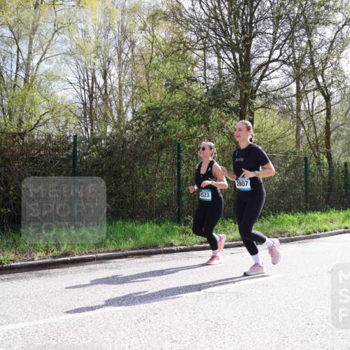 12.04.2026 - 45. Internationalen Wilhelmsburger Insellauf Yannick Fuchs http://msf.ph/oto/9500639 12.04.2026 11:11:56 Laufen 2523, 1000, 2907 meine-sportfotos.de