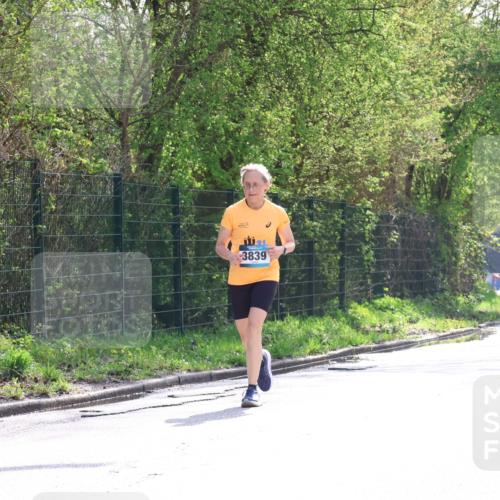 12.04.2026 - 45. Internationalen Wilhelmsburger Insellauf Yannick Fuchs http://msf.ph/oto/9500641 12.04.2026 11:12:04 Laufen 3839 meine-sportfotos.de