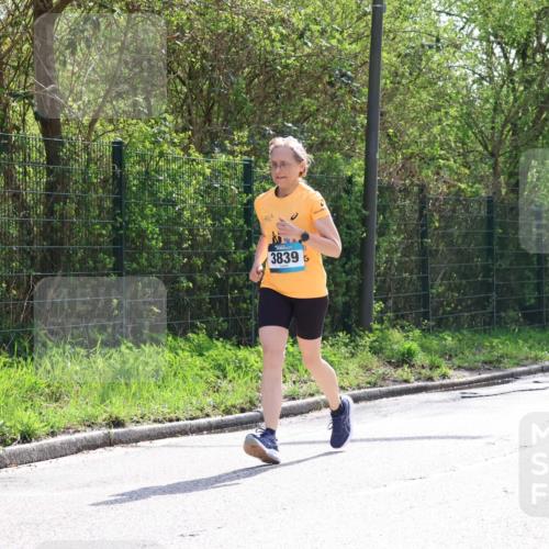 12.04.2026 - 45. Internationalen Wilhelmsburger Insellauf Yannick Fuchs http://msf.ph/oto/9500652 12.04.2026 11:12:07 Laufen 3839 meine-sportfotos.de