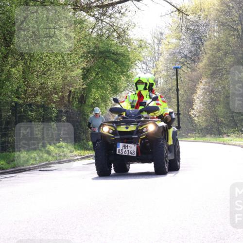 12.04.2026 - 45. Internationalen Wilhelmsburger Insellauf Yannick Fuchs http://msf.ph/oto/9500726 12.04.2026 11:12:24 Laufen 6148 meine-sportfotos.de