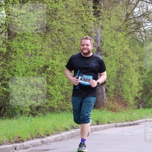 12.04.2026 - 45. Internationalen Wilhelmsburger Insellauf Yannick Fuchs http://msf.ph/oto/9500747 12.04.2026 13:19:24 Laufen 59, 4989 meine-sportfotos.de