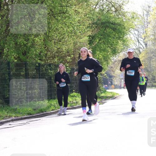 12.04.2026 - 45. Internationalen Wilhelmsburger Insellauf Yannick Fuchs http://msf.ph/oto/9500847 12.04.2026 11:12:46 Laufen 2297, 3253, 2697 meine-sportfotos.de
