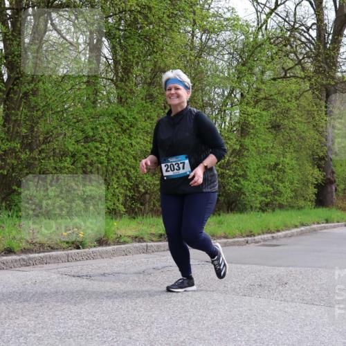 12.04.2026 - 45. Internationalen Wilhelmsburger Insellauf Yannick Fuchs http://msf.ph/oto/9500886 12.04.2026 13:20:38 Laufen 2037 meine-sportfotos.de