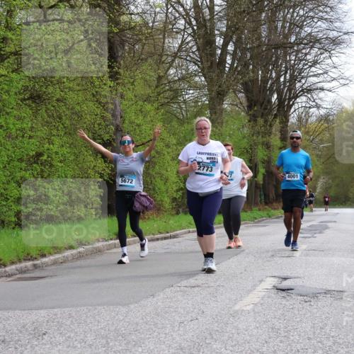 12.04.2026 - 45. Internationalen Wilhelmsburger Insellauf Yannick Fuchs http://msf.ph/oto/9500907 12.04.2026 13:20:49 Laufen 5672, 2773, 4001 meine-sportfotos.de