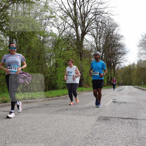 12.04.2026 - 45. Internationalen Wilhelmsburger Insellauf Yannick Fuchs http://msf.ph/oto/9500927 12.04.2026 13:20:53 Laufen 5672, 3477, 4001 meine-sportfotos.de