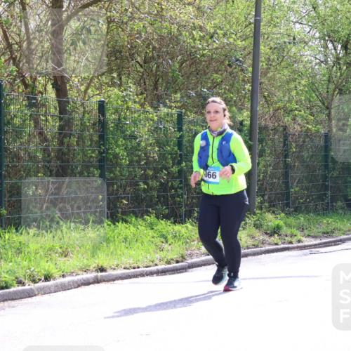 12.04.2026 - 45. Internationalen Wilhelmsburger Insellauf Yannick Fuchs http://msf.ph/oto/9500962 12.04.2026 11:13:02 Laufen 066, 2140 meine-sportfotos.de