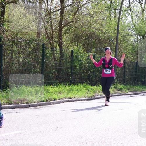 12.04.2026 - 45. Internationalen Wilhelmsburger Insellauf Yannick Fuchs http://msf.ph/oto/9501009 12.04.2026 11:13:07 Laufen 5831, 3451 meine-sportfotos.de