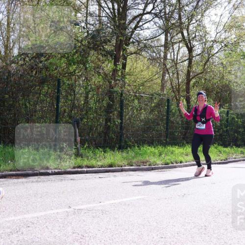 12.04.2026 - 45. Internationalen Wilhelmsburger Insellauf Yannick Fuchs http://msf.ph/oto/9501020 12.04.2026 11:13:07 Laufen 31, 3451 meine-sportfotos.de