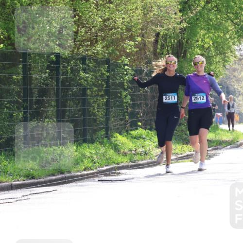 12.04.2026 - 45. Internationalen Wilhelmsburger Insellauf Yannick Fuchs http://msf.ph/oto/9501085 12.04.2026 11:13:23 Laufen 2511, 2512, 3111 meine-sportfotos.de