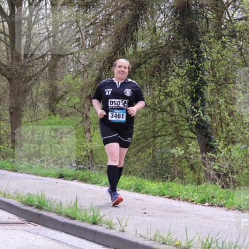 12.04.2026 - 45. Internationalen Wilhelmsburger Insellauf Yannick Fuchs http://msf.ph/oto/9501108 12.04.2026 13:22:55 Laufen 3461 meine-sportfotos.de