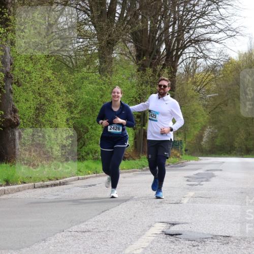 12.04.2026 - 45. Internationalen Wilhelmsburger Insellauf Yannick Fuchs http://msf.ph/oto/9501132 12.04.2026 13:24:55 Laufen 2426, 2425 meine-sportfotos.de