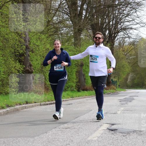 12.04.2026 - 45. Internationalen Wilhelmsburger Insellauf Yannick Fuchs http://msf.ph/oto/9501139 12.04.2026 13:24:57 Laufen 2426, 2425 meine-sportfotos.de