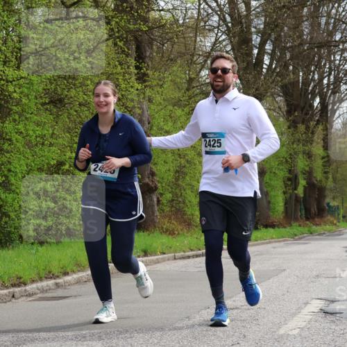 12.04.2026 - 45. Internationalen Wilhelmsburger Insellauf Yannick Fuchs http://msf.ph/oto/9501141 12.04.2026 13:24:58 Laufen 2426, 2425 meine-sportfotos.de