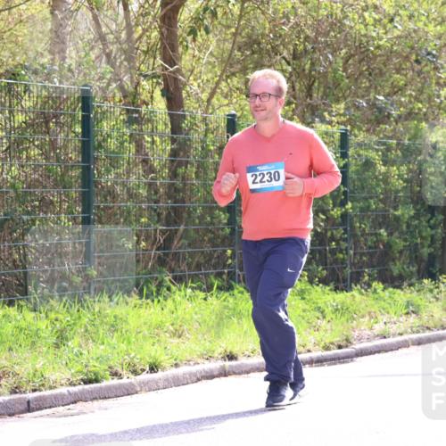 12.04.2026 - 45. Internationalen Wilhelmsburger Insellauf Yannick Fuchs http://msf.ph/oto/9501187 12.04.2026 11:13:48 Laufen 2230 meine-sportfotos.de