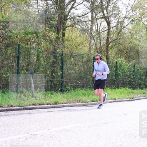 12.04.2026 - 45. Internationalen Wilhelmsburger Insellauf Yannick Fuchs http://msf.ph/oto/9501310 12.04.2026 11:15:26 Laufen  meine-sportfotos.de