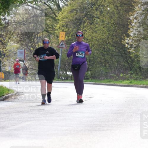 12.04.2026 - 45. Internationalen Wilhelmsburger Insellauf Yannick Fuchs http://msf.ph/oto/9501318 12.04.2026 11:15:41 Laufen 09, 224, 2245 meine-sportfotos.de