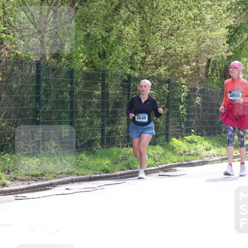12.04.2026 - 45. Internationalen Wilhelmsburger Insellauf Yannick Fuchs http://msf.ph/oto/9501339 12.04.2026 11:16:17 Laufen 3545, 4950 meine-sportfotos.de